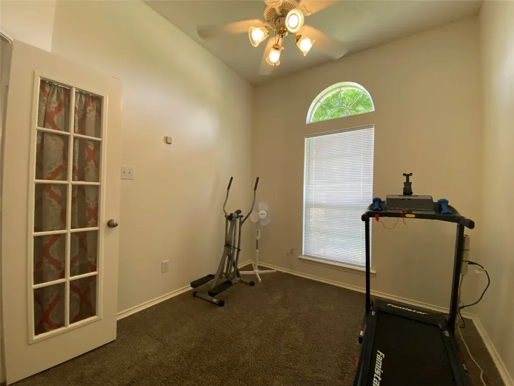 8410 Holland Avenue Rowlett TX 75089