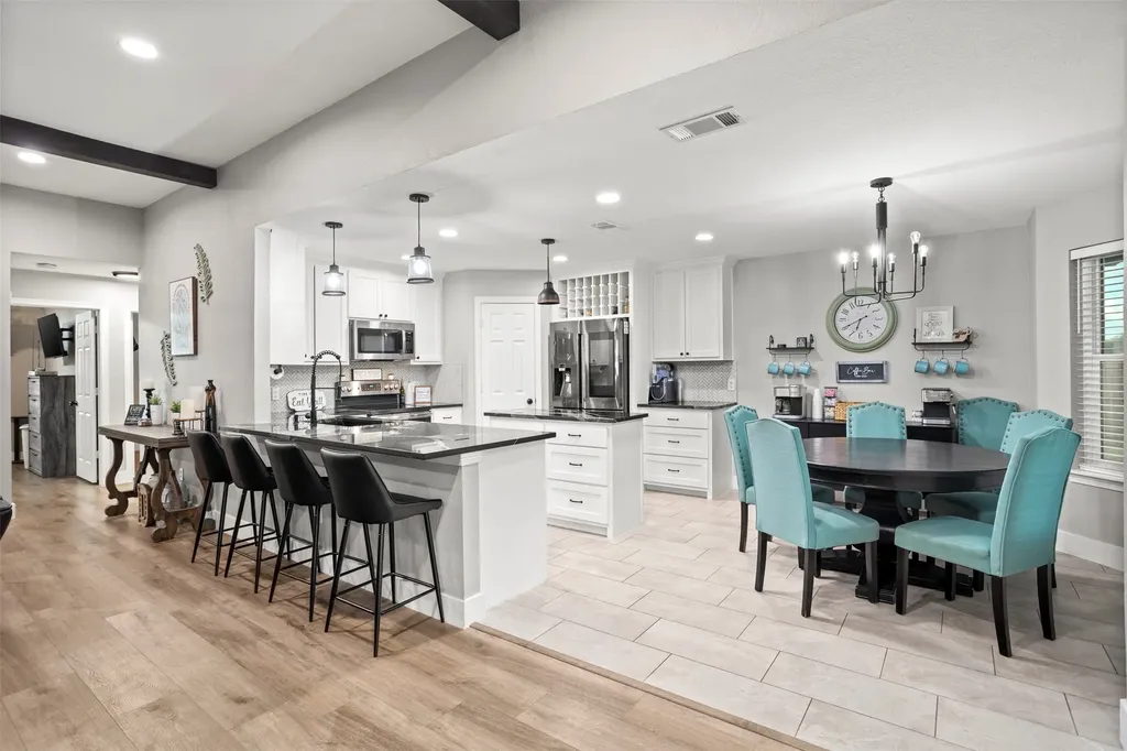 1116 W Sharpshire Drive Waxahachie TX 75165
