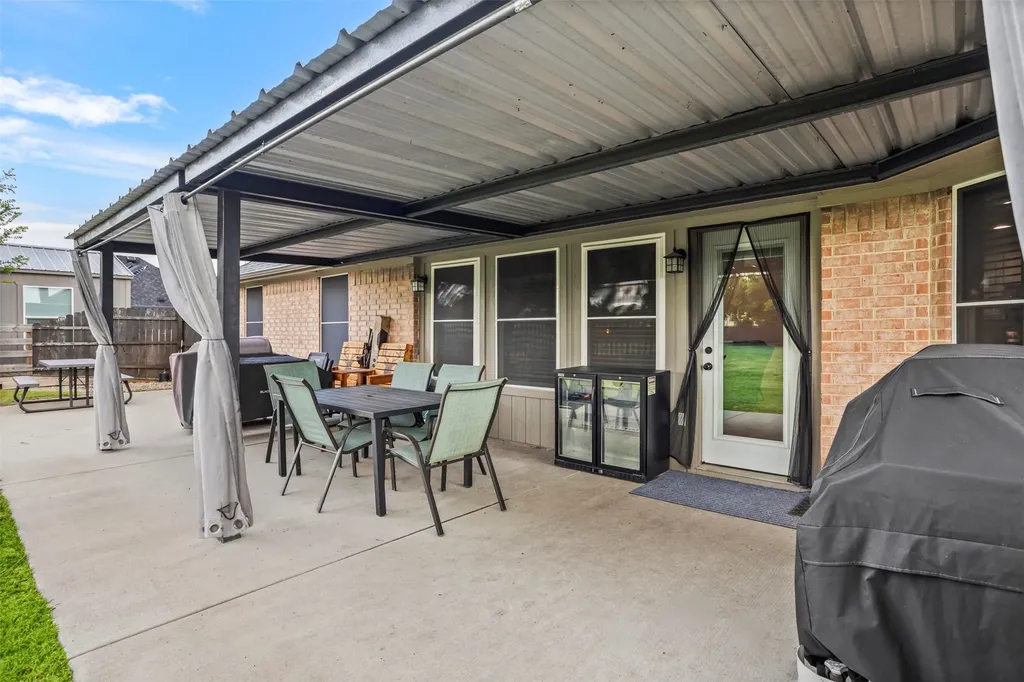1116 W Sharpshire Drive Waxahachie TX 75165