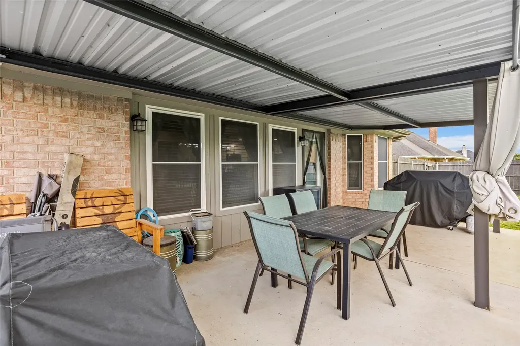 1116 W Sharpshire Drive Waxahachie TX 75165