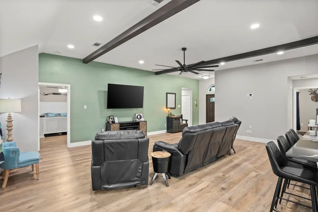 1116 W Sharpshire Drive Waxahachie TX 75165