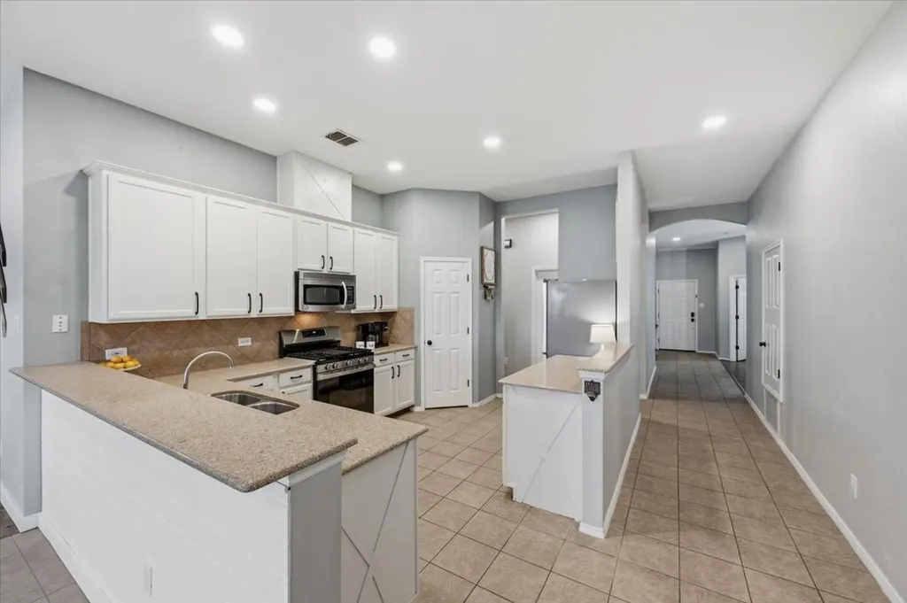 10521 Bradshaw Drive Fort Worth TX 76108