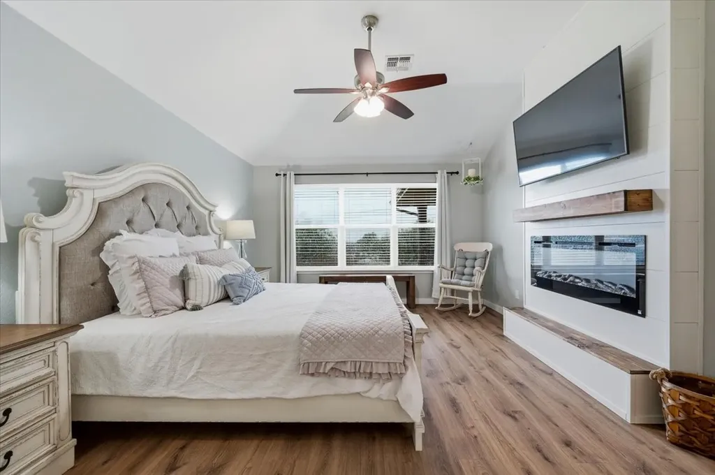 10521 Bradshaw Drive Fort Worth TX 76108