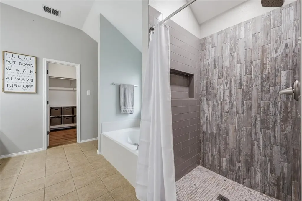 10521 Bradshaw Drive Fort Worth TX 76108