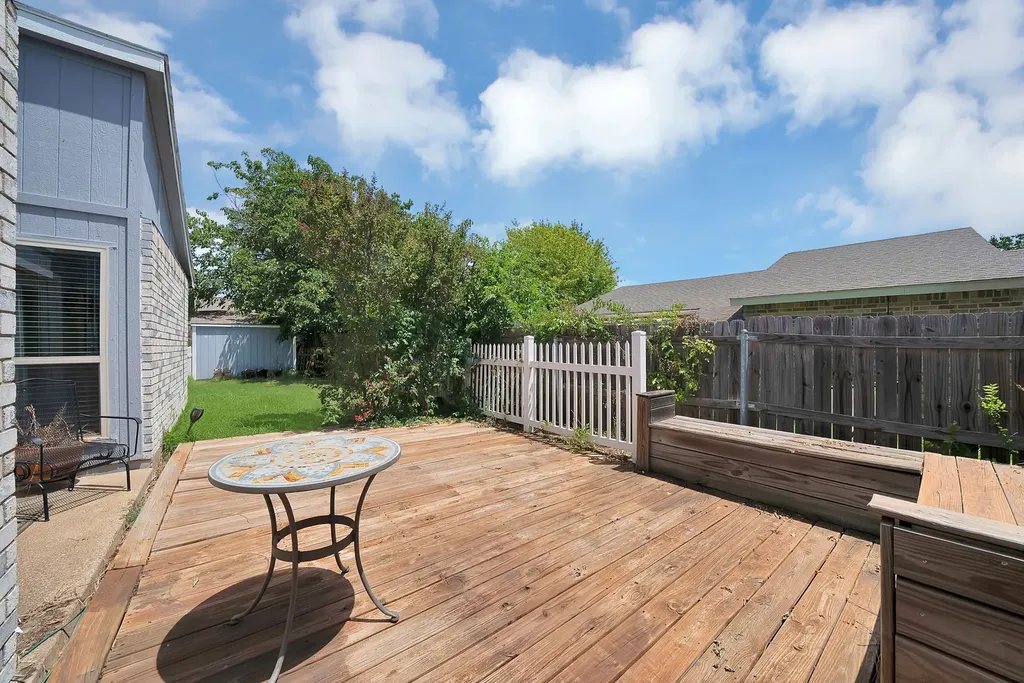 4205 Spindletree Lane Fort Worth TX 76137