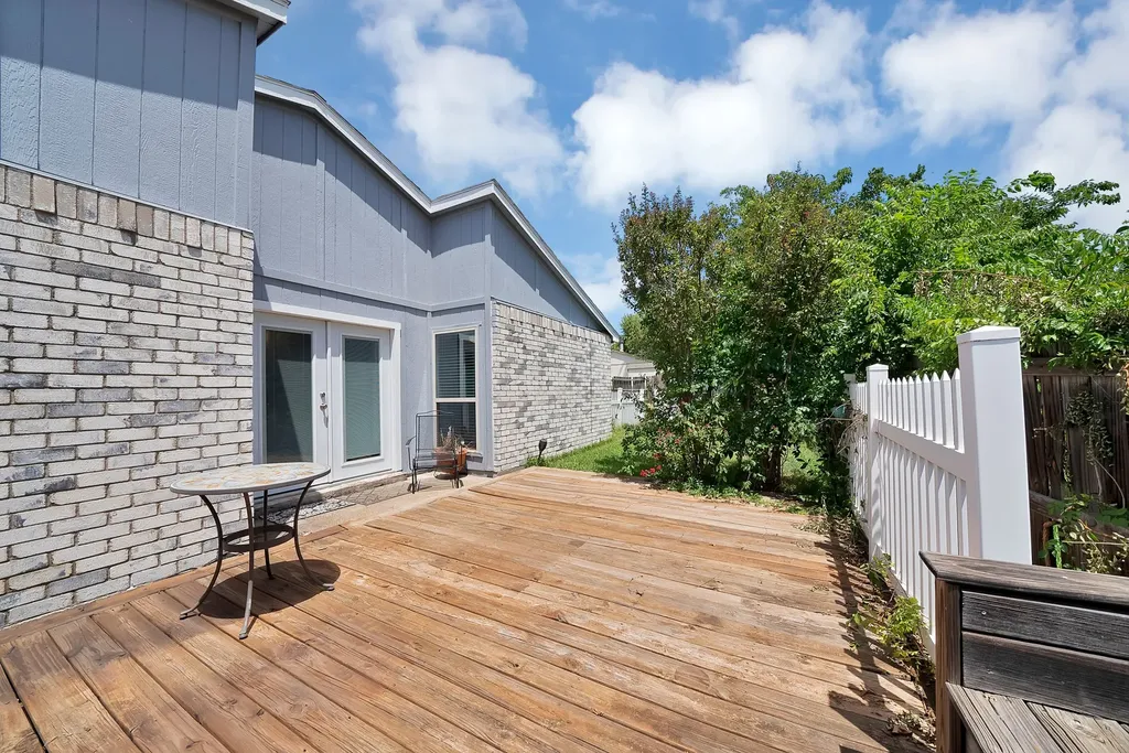 4205 Spindletree Lane Fort Worth TX 76137