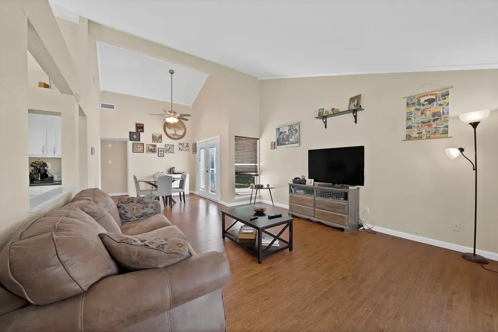 4205 Spindletree Lane Fort Worth TX 76137