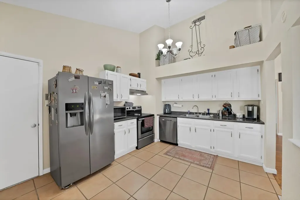 4205 Spindletree Lane Fort Worth TX 76137