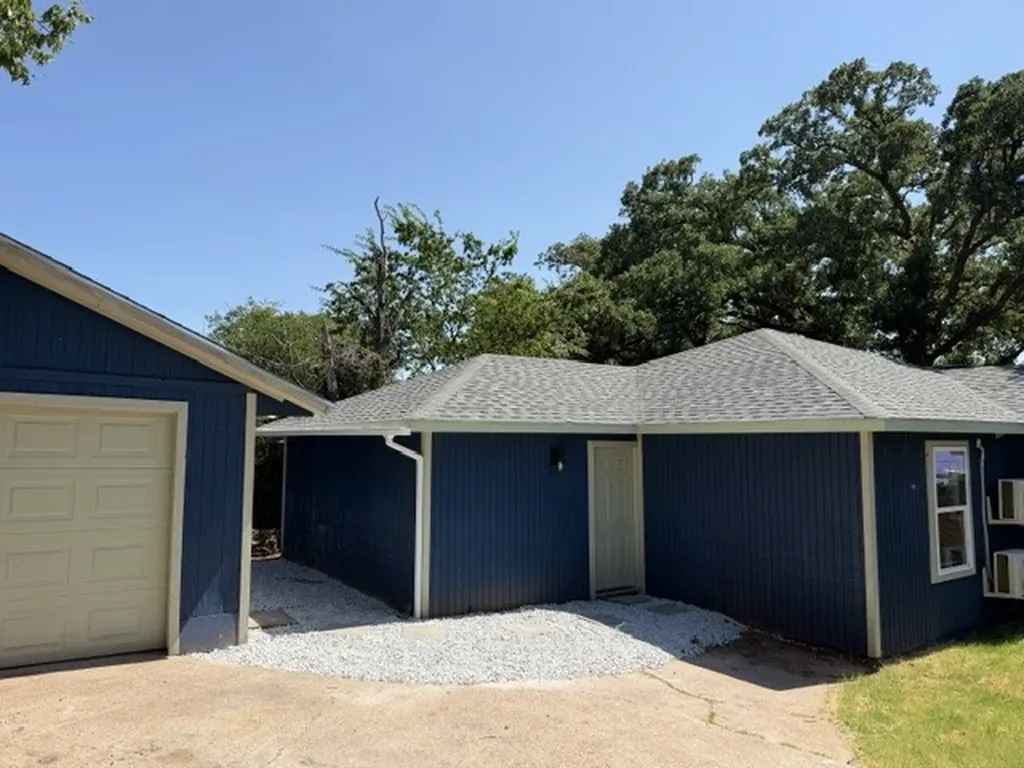 6968 Camp Street Azle TX 76020