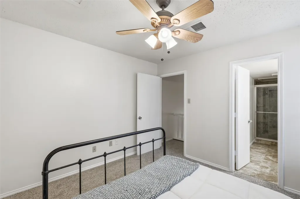 1454 Meadowood Village Drive Fort Worth TX 76120