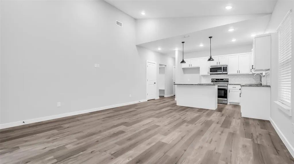 716 E Chestnut Street Denison TX 75021