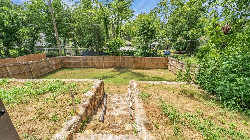 716 E Chestnut Street Denison TX 75021
