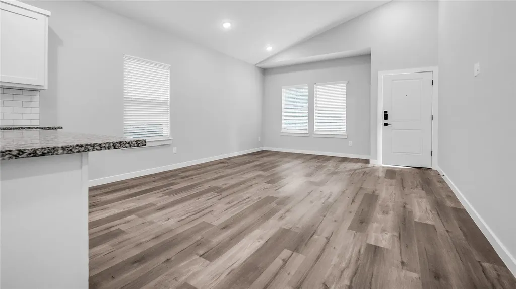 716 E Chestnut Street Denison TX 75021