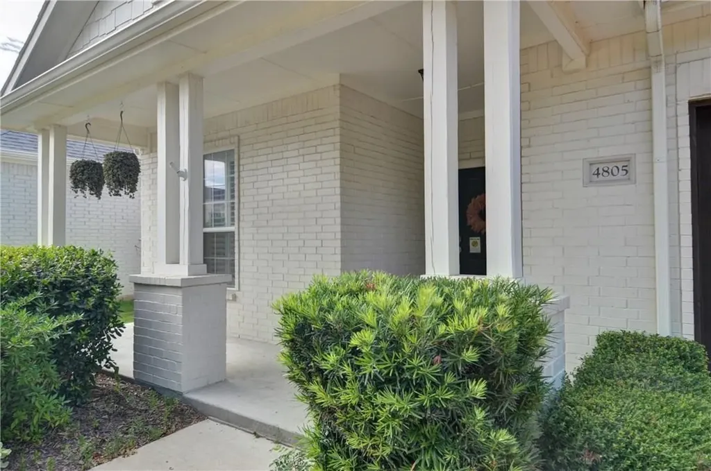4805 Bryce Avenue Fort Worth TX 76107