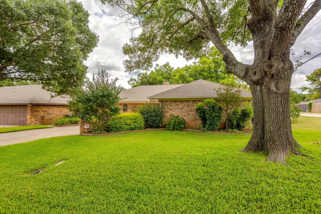 4510 Longacres Court Arlington TX 76016