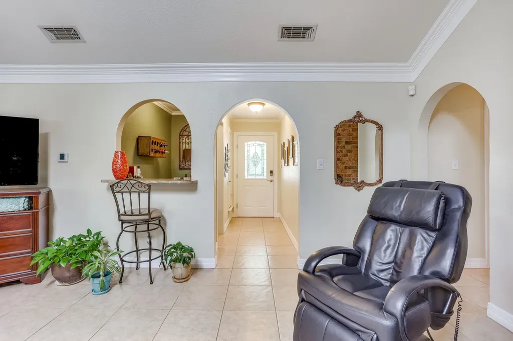 4510 Longacres Court Arlington TX 76016