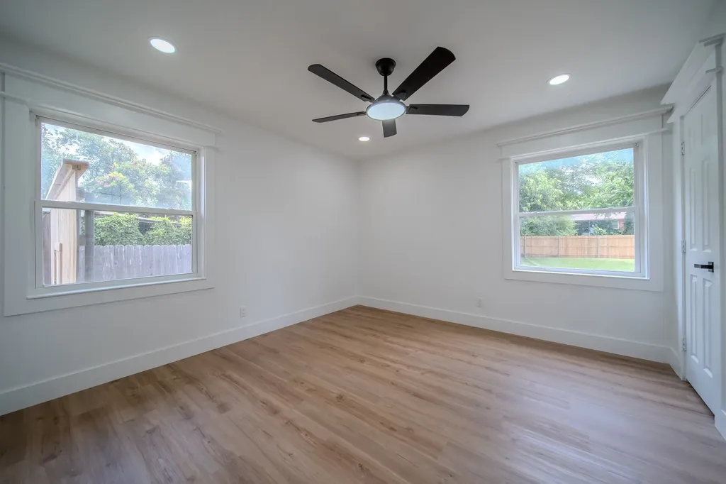 920 Treasure Road Garland TX 75041