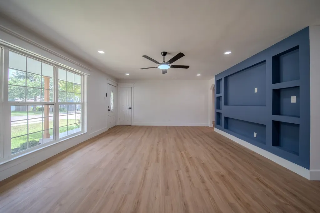 920 Treasure Road Garland TX 75041