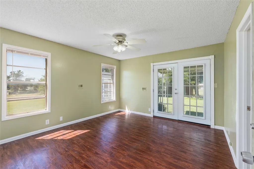 1301 15th Street Brownwood TX 76801