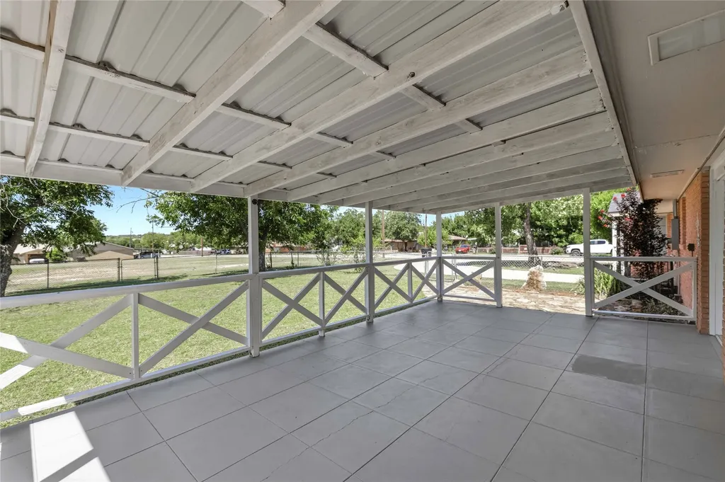 1301 15th Street Brownwood TX 76801