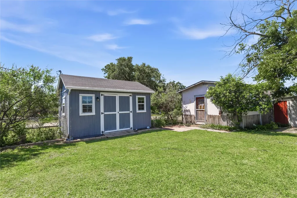 1301 15th Street Brownwood TX 76801