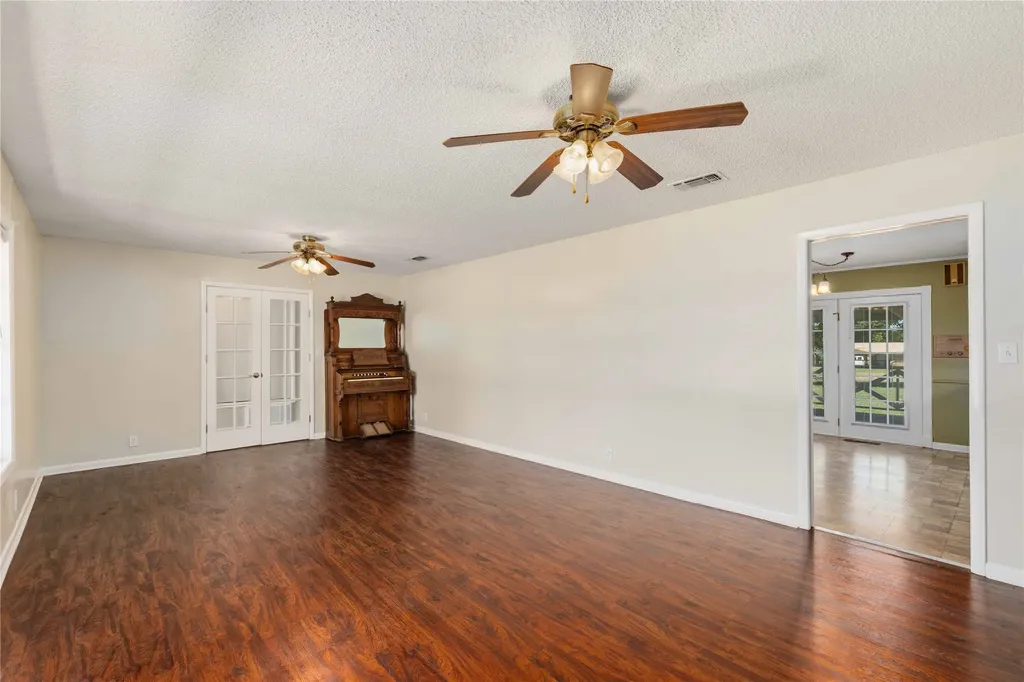 1301 15th Street Brownwood TX 76801
