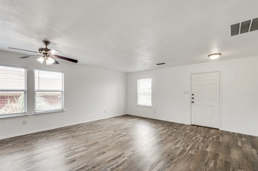 8101 Stanton Court Fort Worth TX 76120