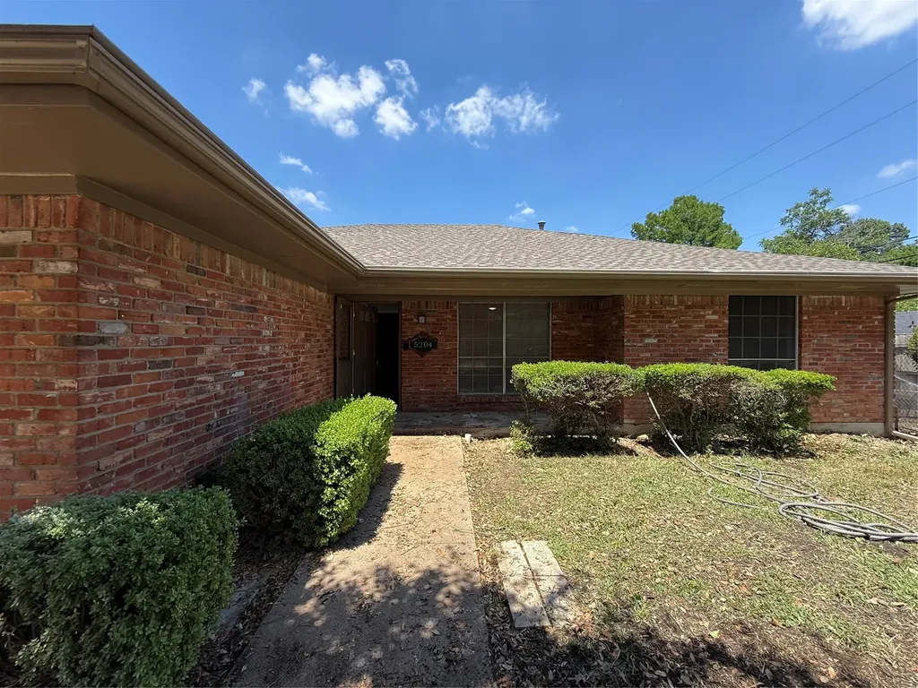 5204 Winifred Drive Fort Worth TX 76133
