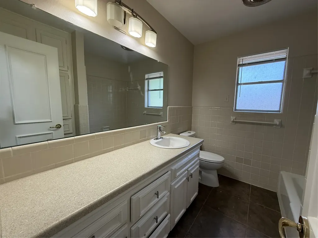 5204 Winifred Drive Fort Worth TX 76133
