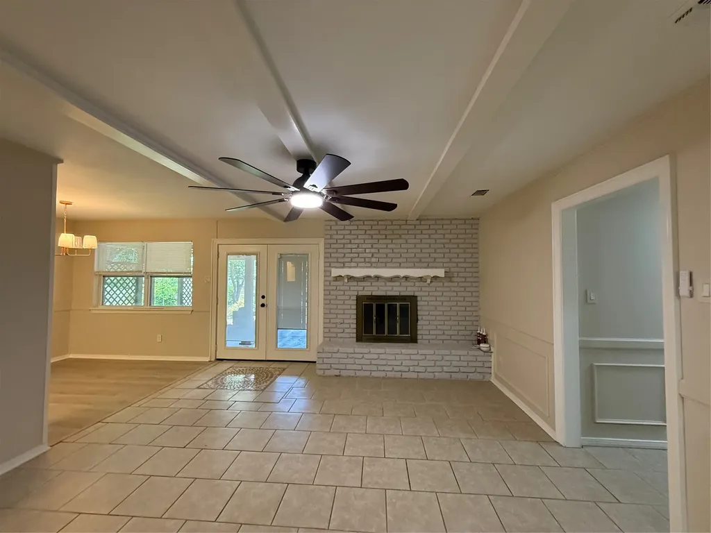 5204 Winifred Drive Fort Worth TX 76133