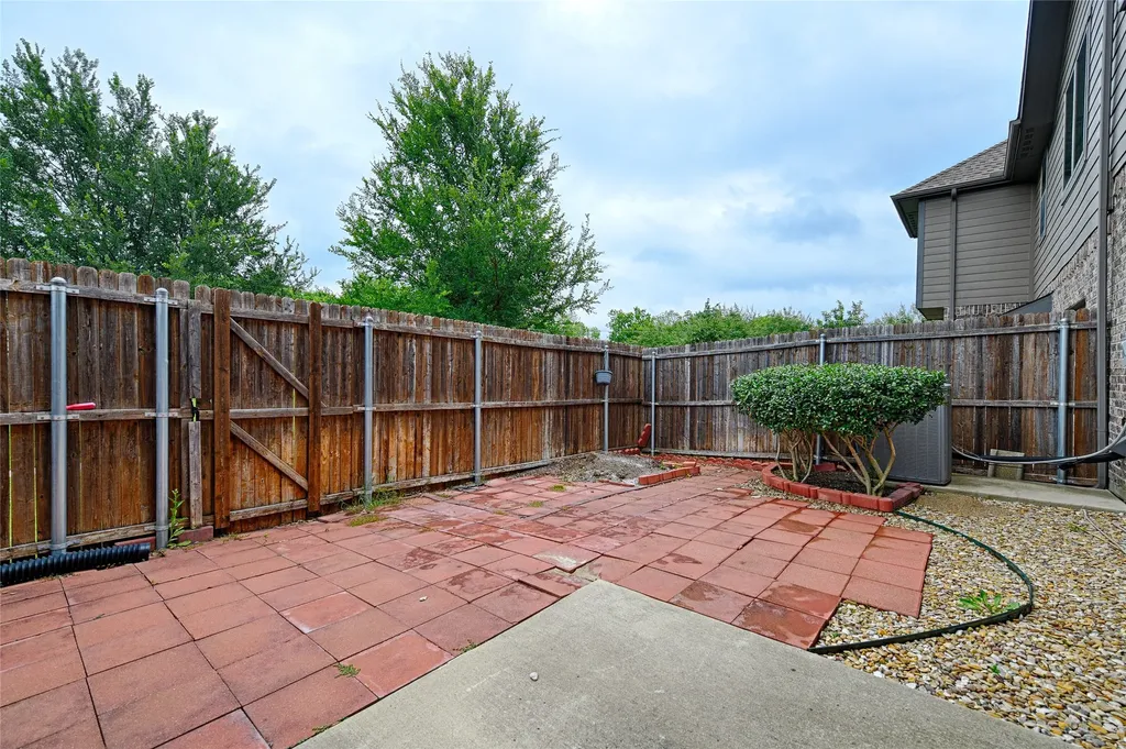 4771 Bridgewater Street Plano TX 75074