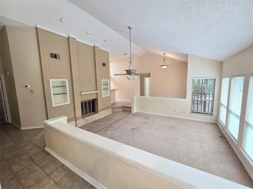 2211 Baltic Avenue Arlington TX 76011