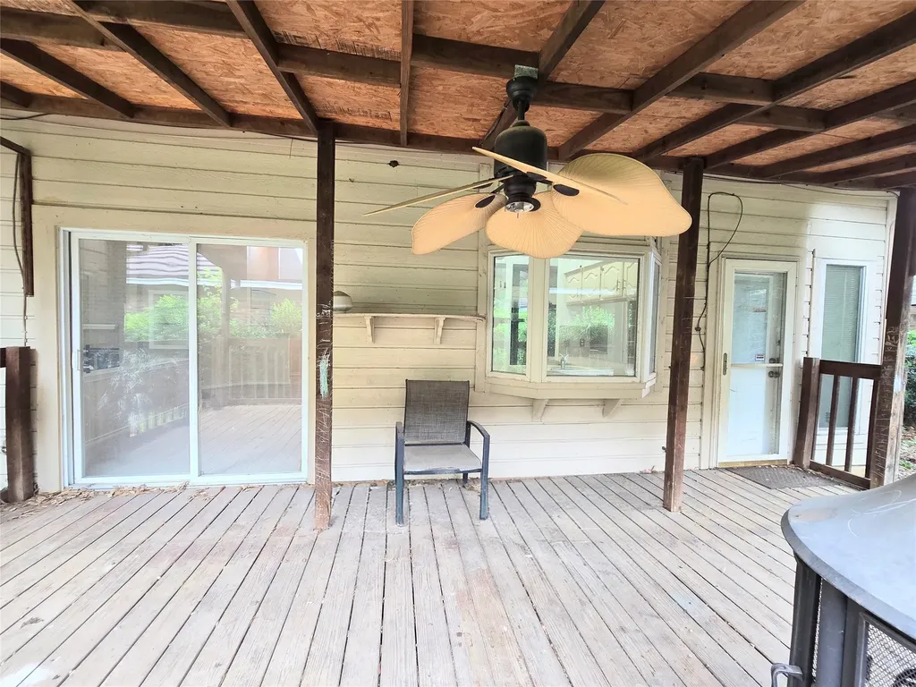 2211 Baltic Avenue Arlington TX 76011