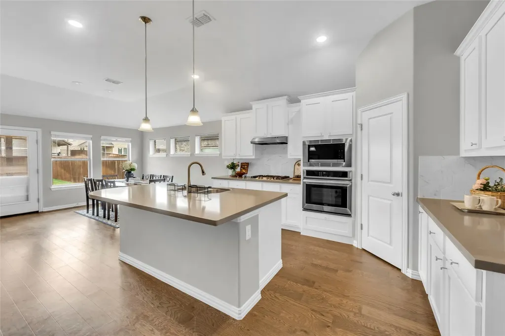 453 Letara Vista Drive Haslet TX 76052