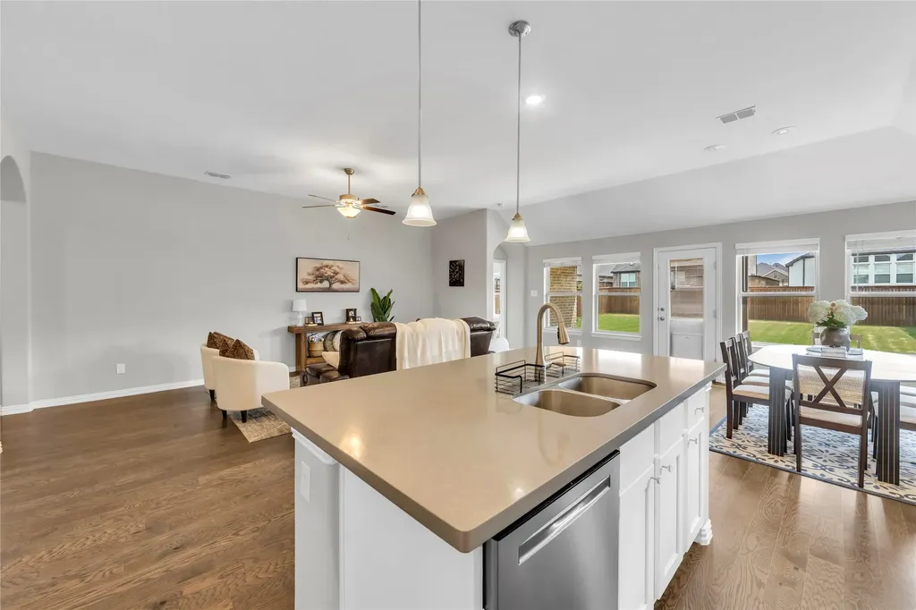 453 Letara Vista Drive Haslet TX 76052