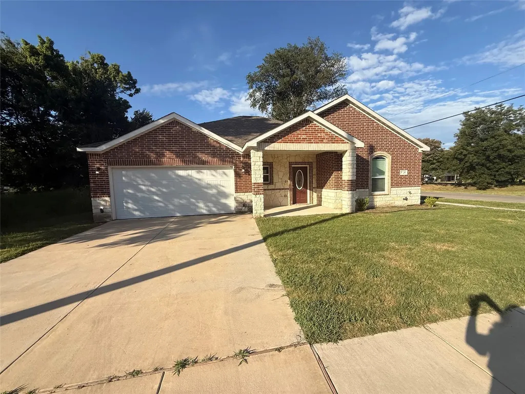 101 Boone Street Terrell TX 75160