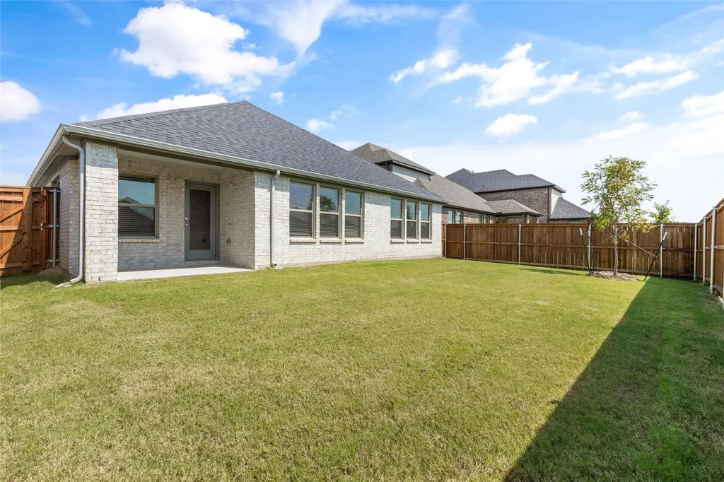 216 Arrow Wood Road Waxahachie TX 75165