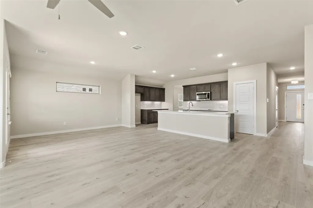 216 Arrow Wood Road Waxahachie TX 75165