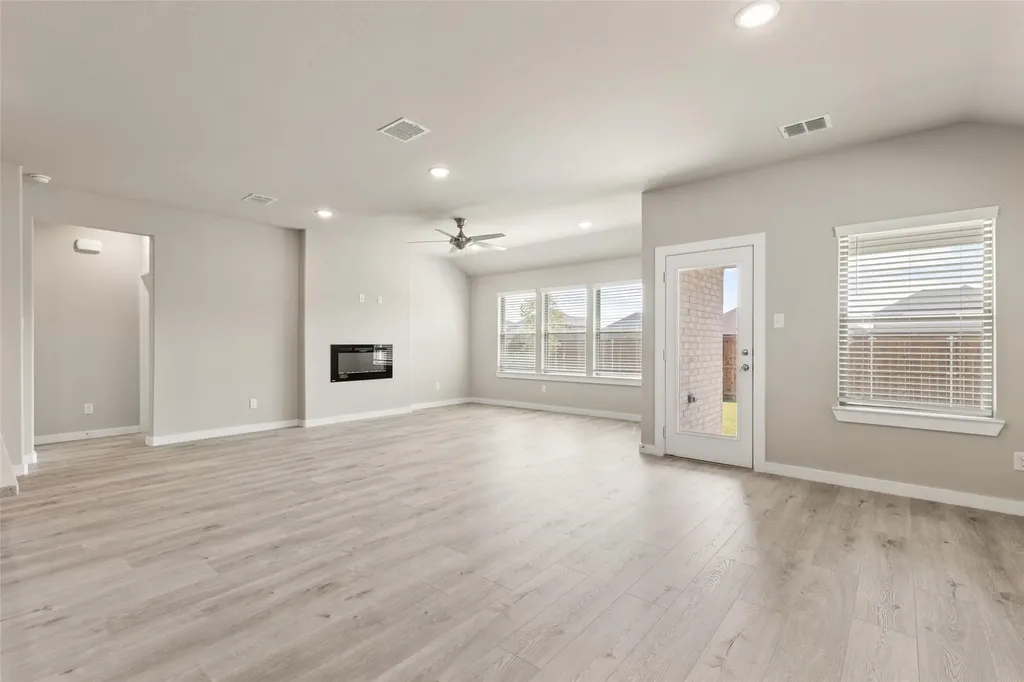 216 Arrow Wood Road Waxahachie TX 75165