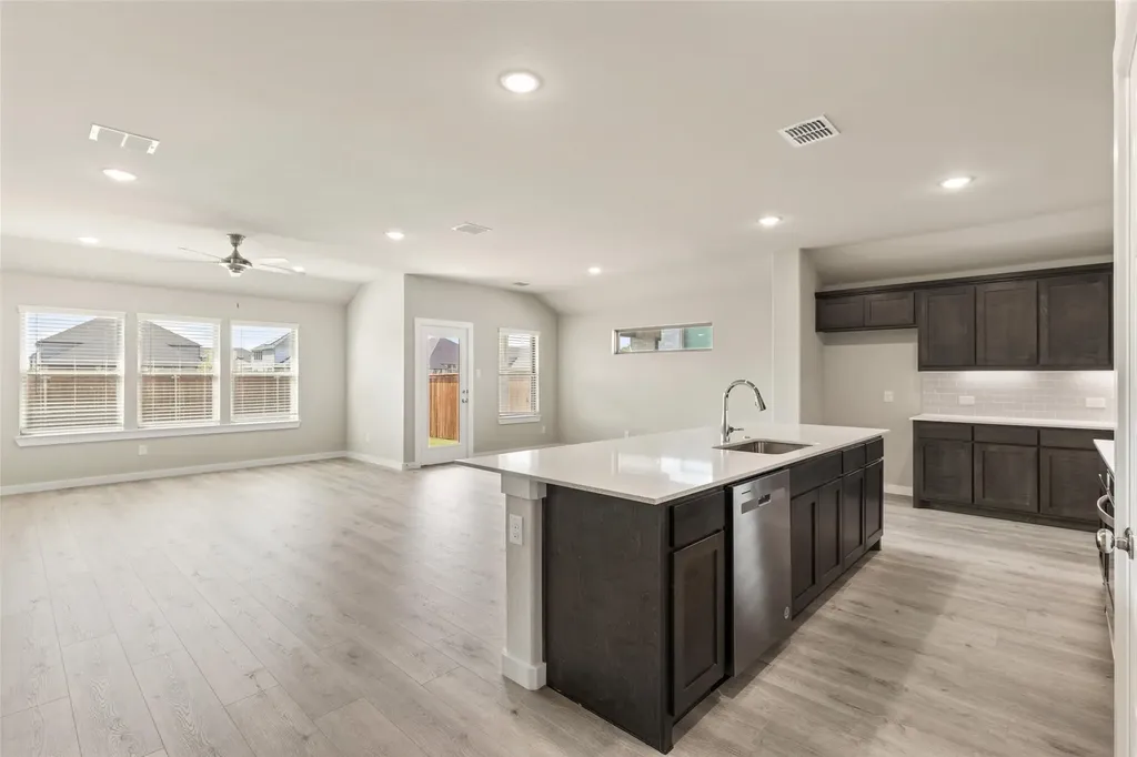 216 Arrow Wood Road Waxahachie TX 75165