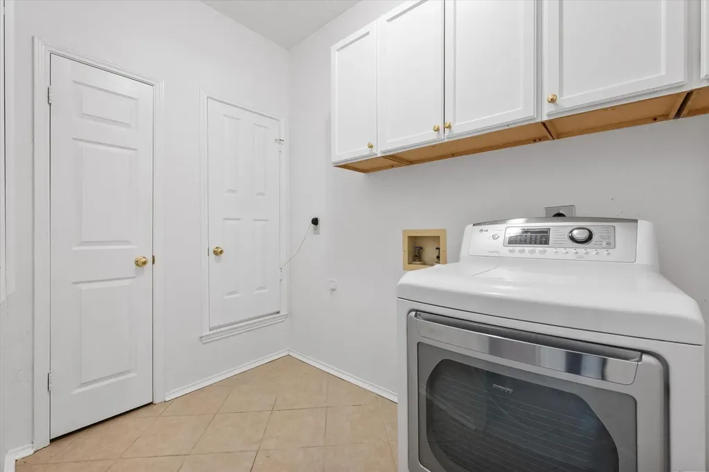 1132 Devonshire Drive Desoto TX 75115
