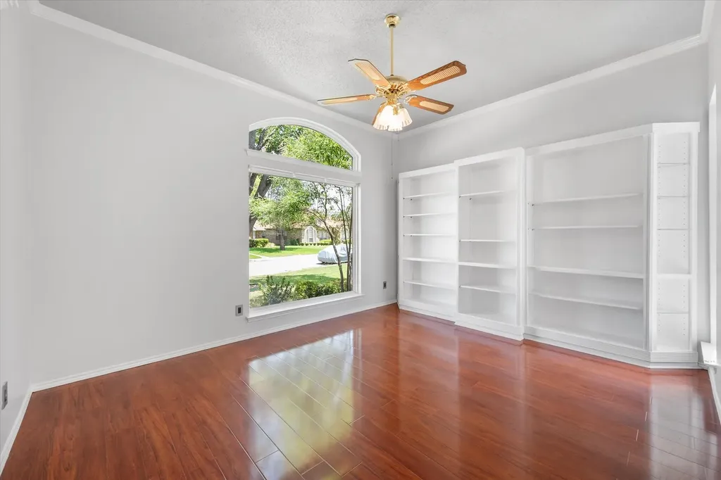 1132 Devonshire Drive Desoto TX 75115