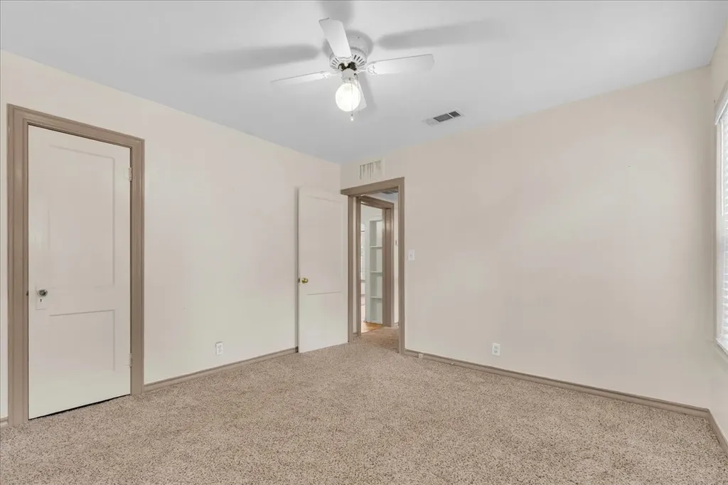 1113 Hudgins Avenue Fort Worth TX 76111