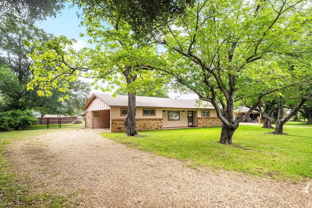 514 Malibu Street Malakoff TX 75148