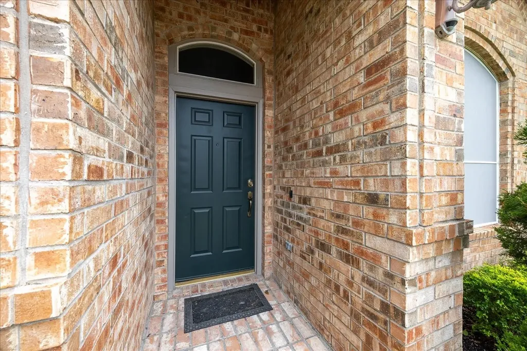 1511 Fallcreek Court Allen TX 75002