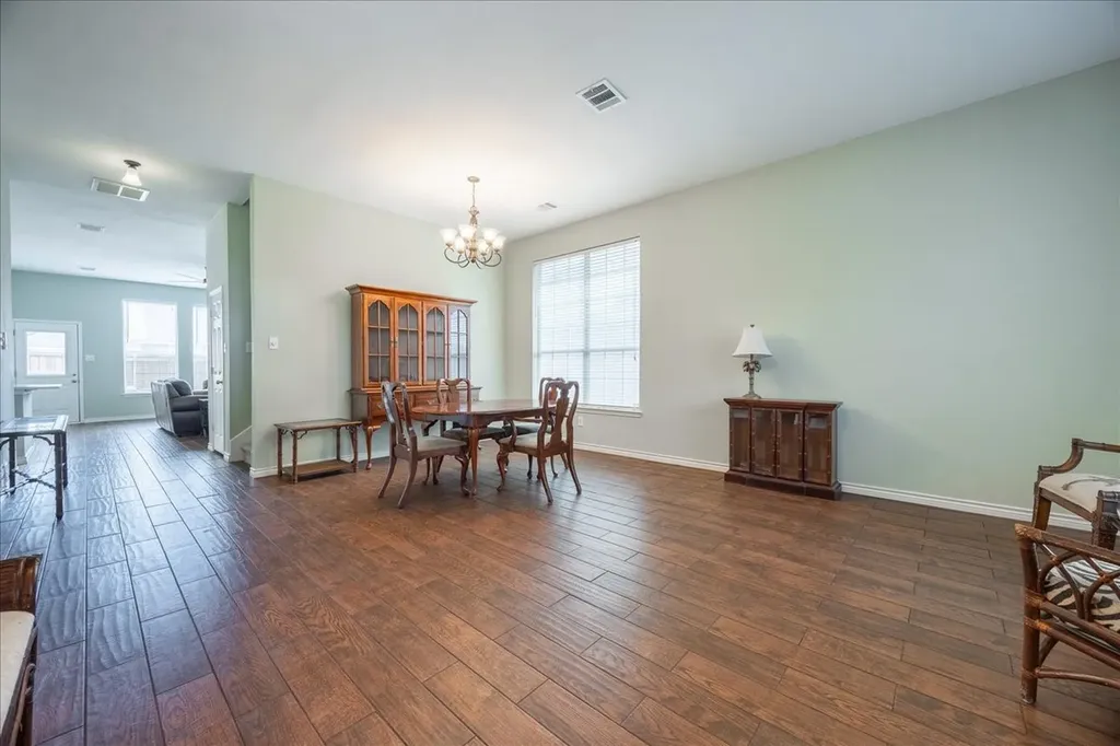 1511 Fallcreek Court Allen TX 75002