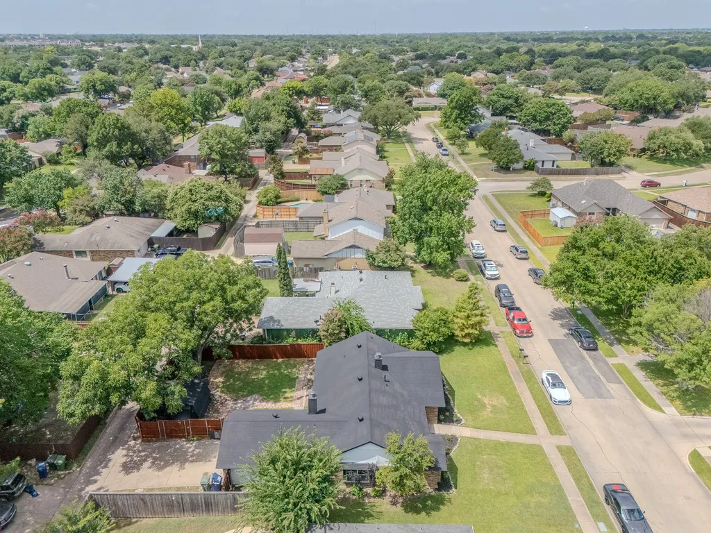 142 Ridgegate Drive Garland TX 75040