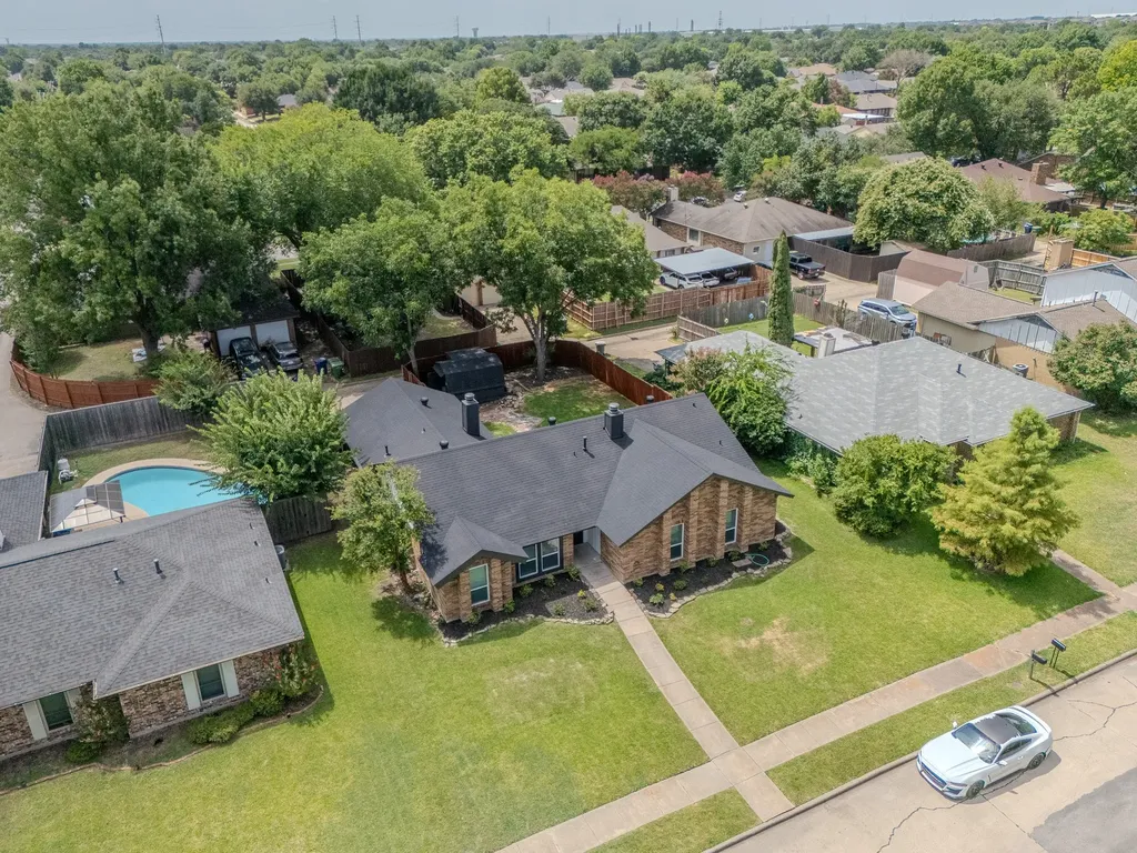 142 Ridgegate Drive Garland TX 75040