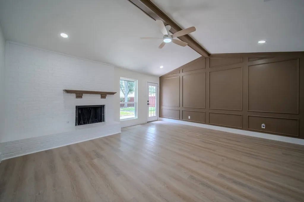 142 Ridgegate Drive Garland TX 75040