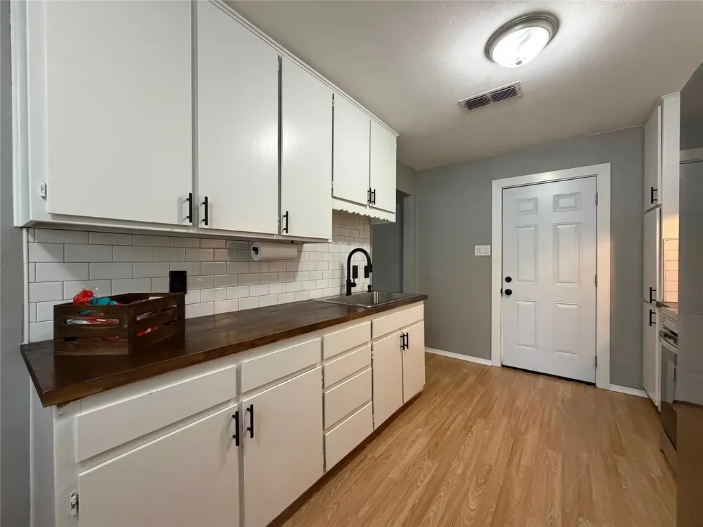 508 Batterson Street Cleburne TX 76031